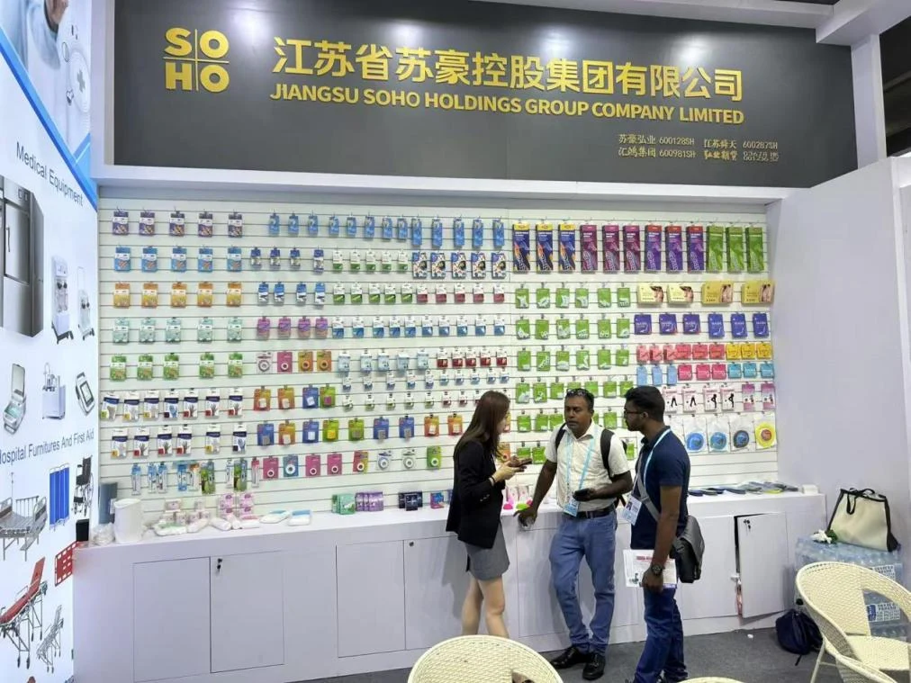 Focus On Intelligent Health Product Innovation And Upgrading–huihong Pharmaceutical Company Appeared At The 137th Canton Fair In Full Costume